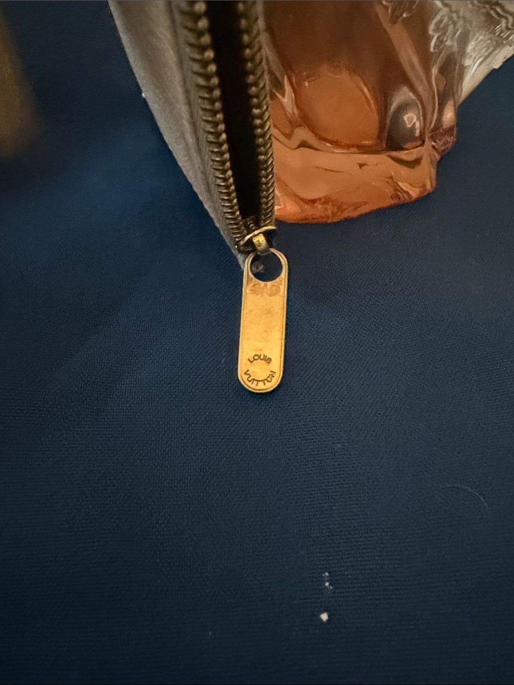 Authentic Louie Vuitton Leather Trunk Key Cles - Picture 4 of 10